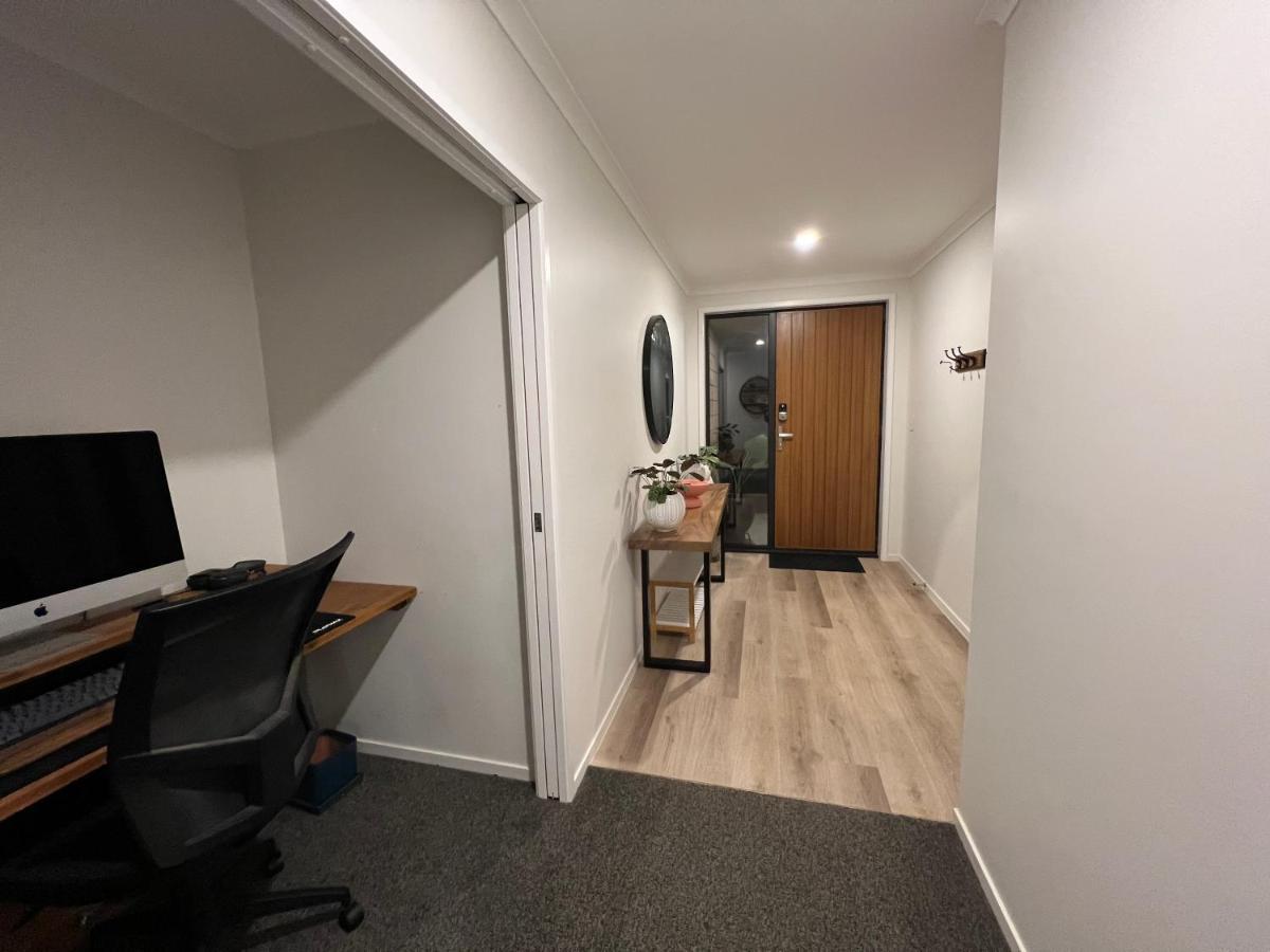 Convenient And Comfortable Waitara エクステリア 写真